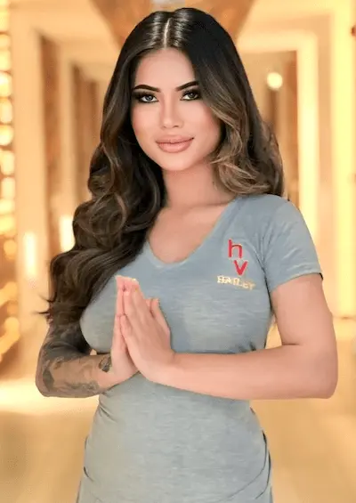 hailey-wvl-albarsha1-therapist